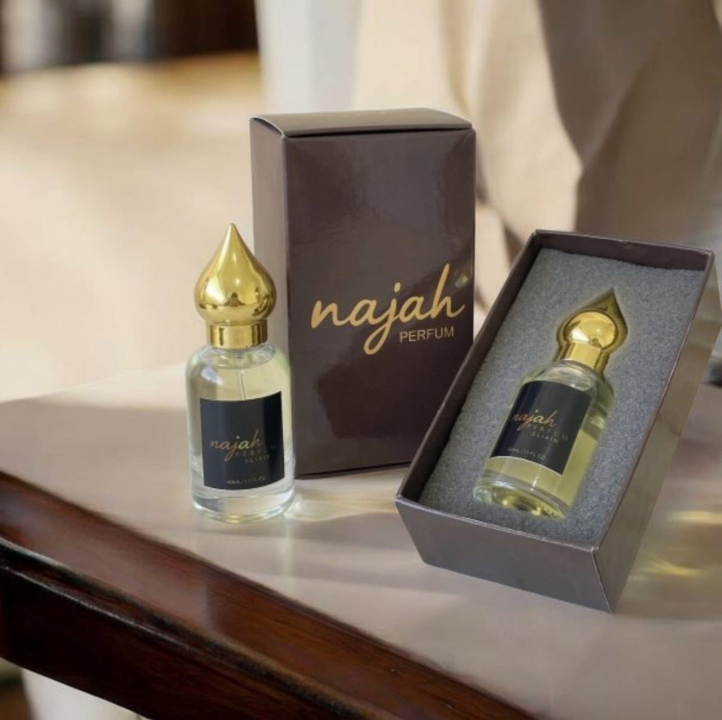 PERFUME ÁRABE NAJAH CON FEROMONAS (HOMBRE) – 12 HORAS DE ATRACCIÓN
